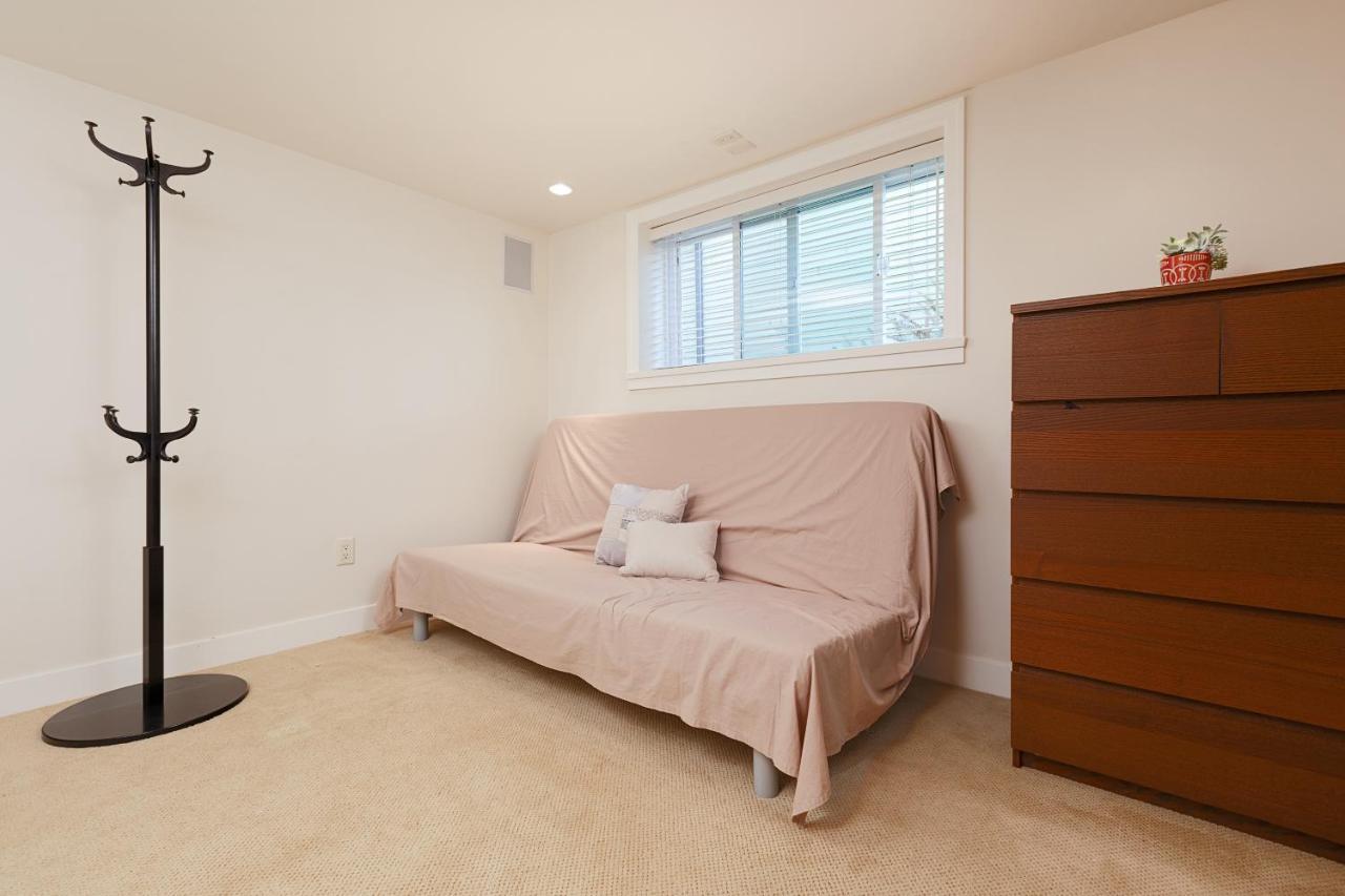 Cozy 3Bdr Suite Near Queen Elizabeth Park Vancouver Dış mekan fotoğraf